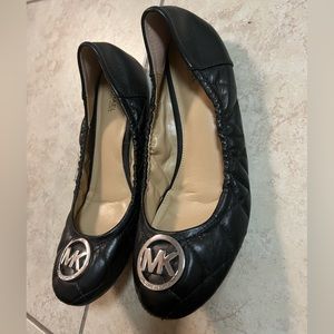 Michael Kors black and silver ballet flat 9.5